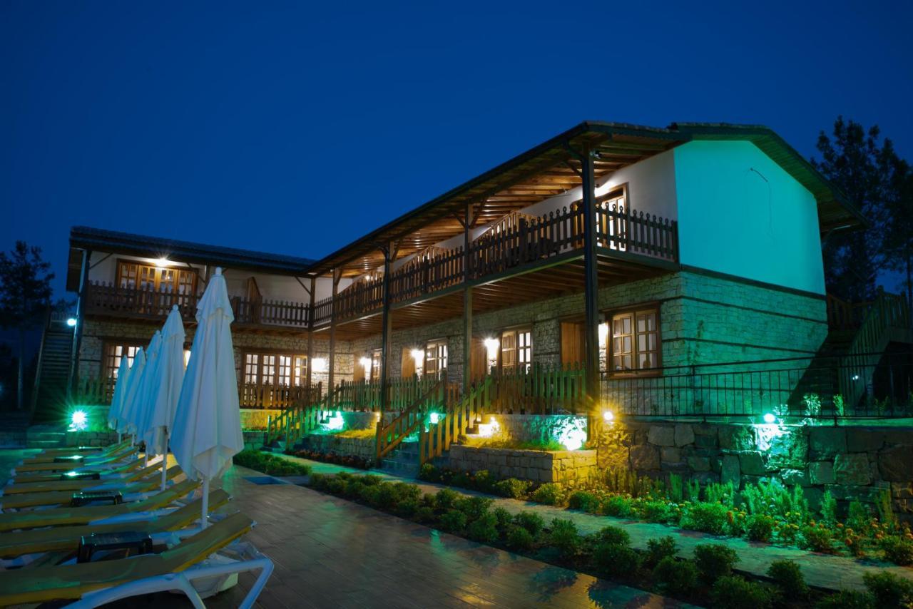 Maison Hill Hobbit & Boutique Готель